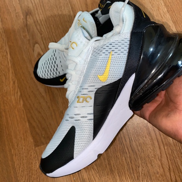nike 270w